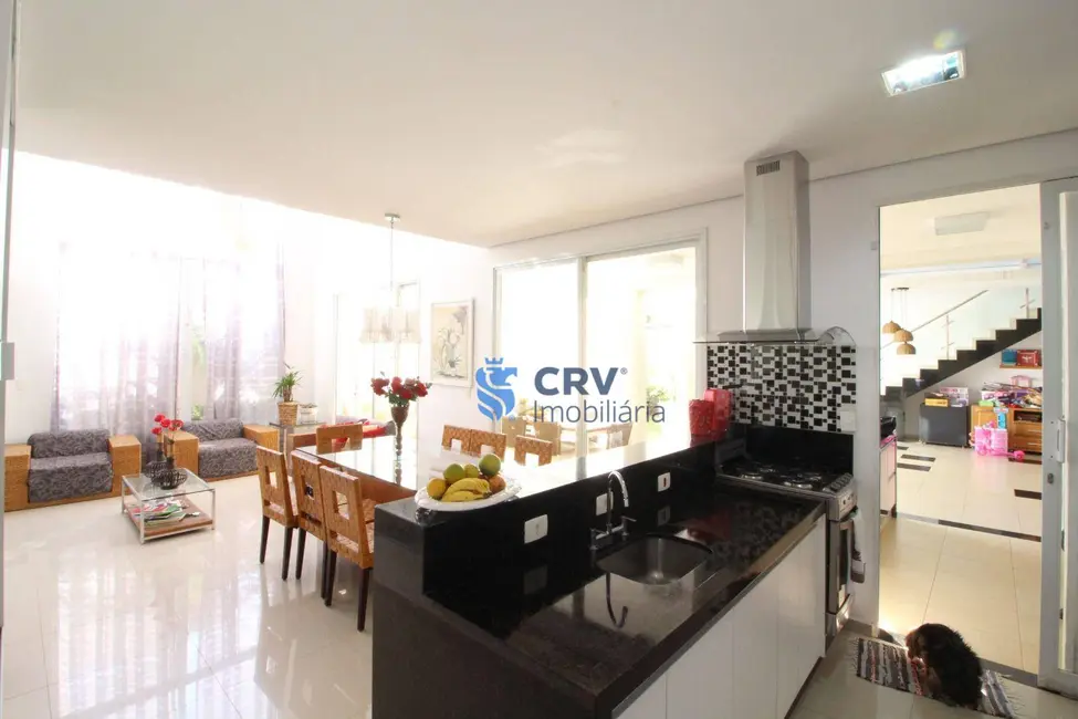 Sobrado com 3 quartos à venda, 547m2 em Terra Bonita, Londrina - PR - imagem 7 Foto 7 de Sobrado com 3 quartos à venda, 547m2 em Terra Bonita, Londrina - PR