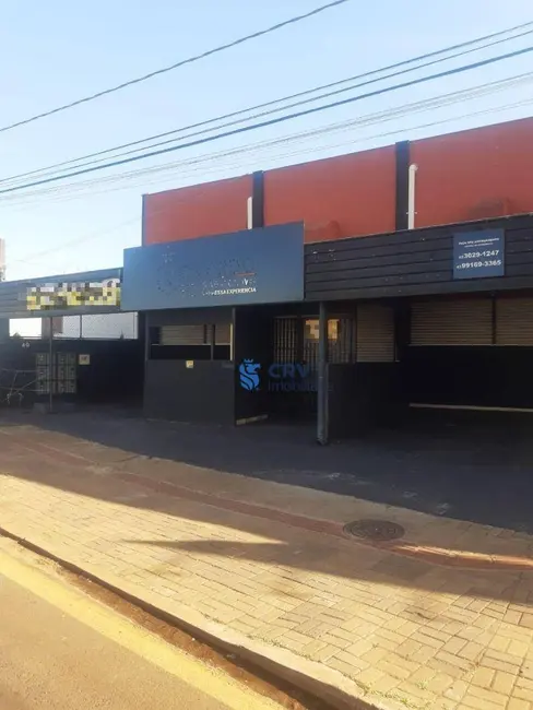 Sala Comercial para alugar, 730m2 em Aquilles Sthengel, Londrina - PR - imagem 1 Foto 1 de Sala Comercial para alugar, 730m2 em Aquilles Sthengel, Londrina - PR