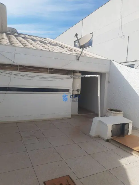 Foto 43 de Sobrado para alugar, 400m2 em Vitória, Londrina - PR