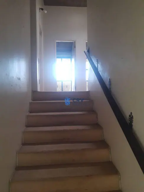 Foto 25 de Sobrado para alugar, 400m2 em Vitória, Londrina - PR