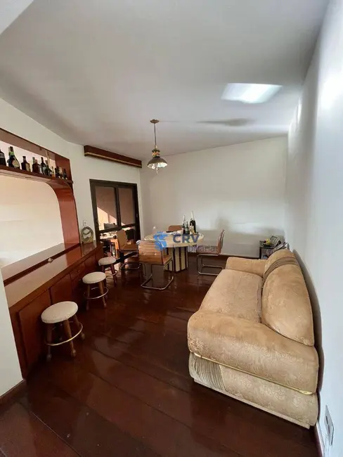 Apartamento com 4 quartos à venda, 298m2 em Centro, Londrina - PR - imagem 6 Foto 6 de Apartamento com 4 quartos à venda, 298m2 em Centro, Londrina - PR