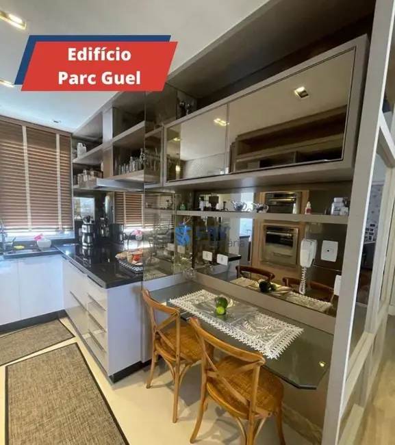 Apartamento com 3 quartos à venda, 213m2 em Londrina - PR - imagem 2 Foto 2 de Apartamento com 3 quartos à venda, 213m2 em Londrina - PR