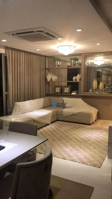 Apartamento com 3 quartos à venda, 213m2 em Londrina - PR - imagem 9 Foto 9 de Apartamento com 3 quartos à venda, 213m2 em Londrina - PR