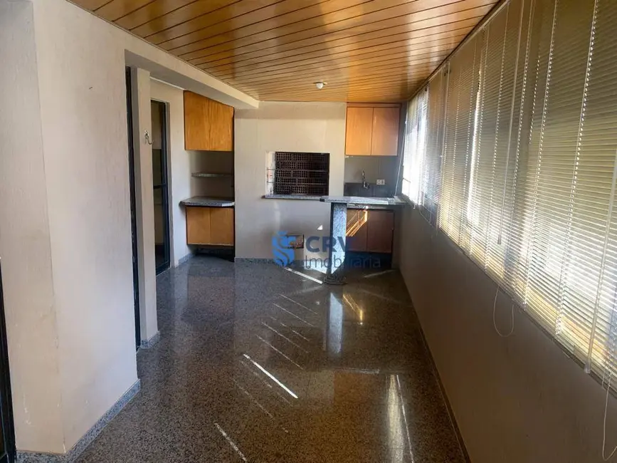 Apartamento com 4 quartos à venda, 541m2 em Centro, Londrina - PR - imagem 9 Foto 9 de Apartamento com 4 quartos à venda, 541m2 em Centro, Londrina - PR