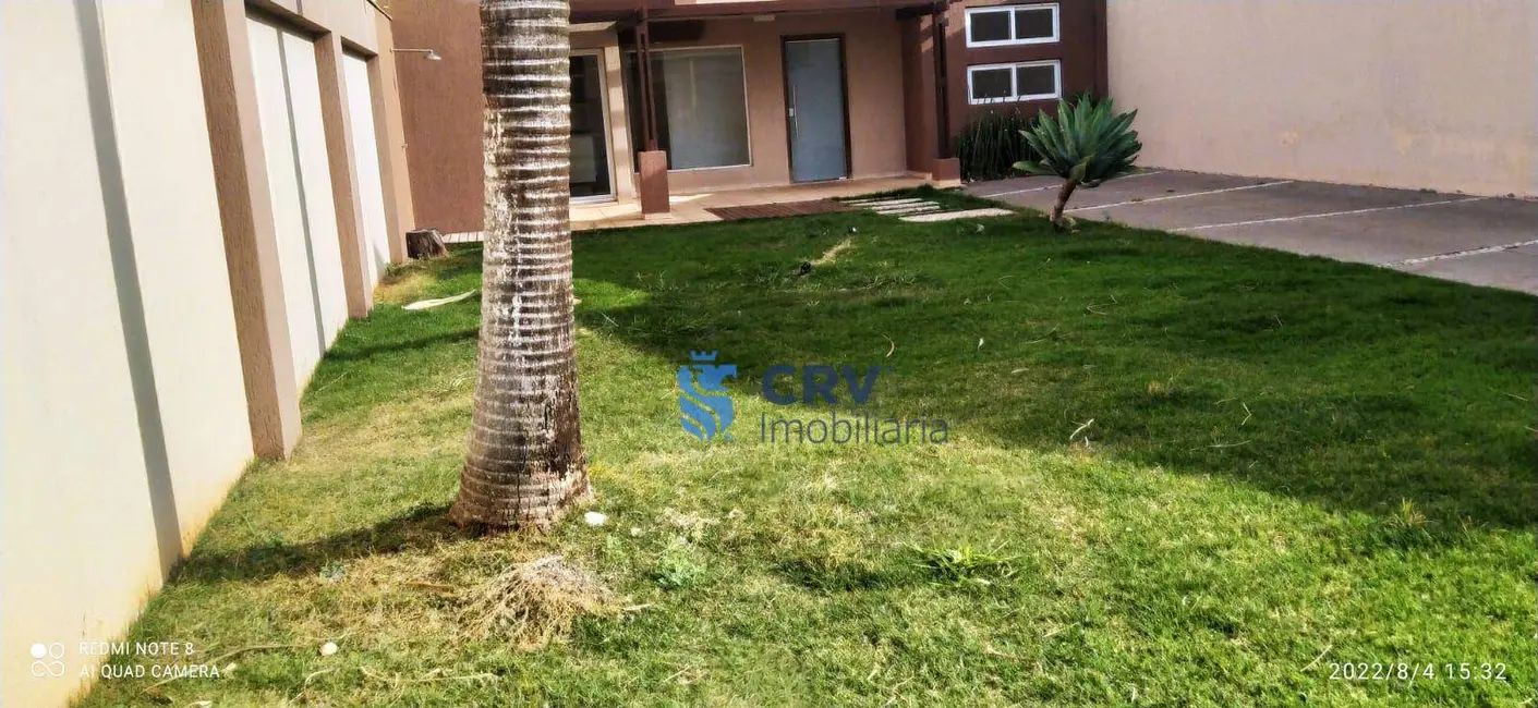 Casa com 2 quartos à venda, 250m2 em Loteamento Chamonix, Londrina - PR - imagem 3 Foto 3 de Casa com 2 quartos à venda, 250m2 em Loteamento Chamonix, Londrina - PR