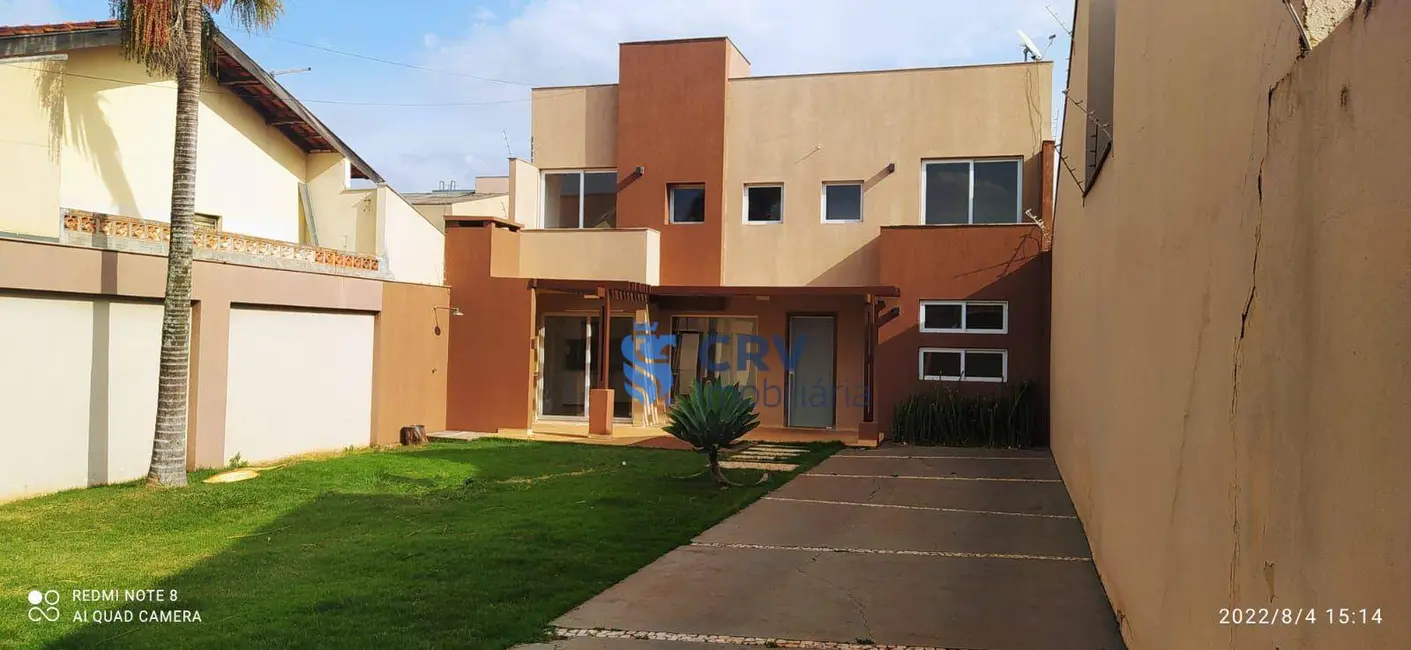 Foto 1 de Casa com 2 quartos à venda, 250m2 em Loteamento Chamonix, Londrina - PR
