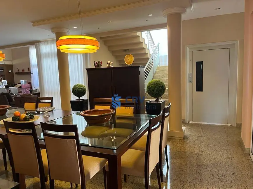Sobrado com 5 quartos à venda, 1430m2 em Bela Suiça, Londrina - PR - imagem 3 Foto 3 de Sobrado com 5 quartos à venda, 1430m2 em Bela Suiça, Londrina - PR