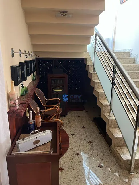 Sobrado com 5 quartos à venda, 1430m2 em Bela Suiça, Londrina - PR - imagem 8 Foto 8 de Sobrado com 5 quartos à venda, 1430m2 em Bela Suiça, Londrina - PR