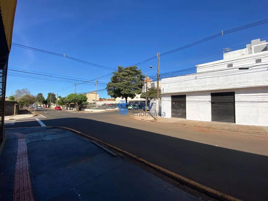 Foto 4 de Sala Comercial para alugar, 516m2 em Centro, Londrina - PR