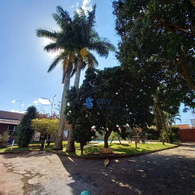 Chácara com 1 quarto à venda, 900m2 em Jardim Vale Verde, Londrina - PR - imagem 5 Foto 5 de Chácara com 1 quarto à venda, 900m2 em Jardim Vale Verde, Londrina - PR