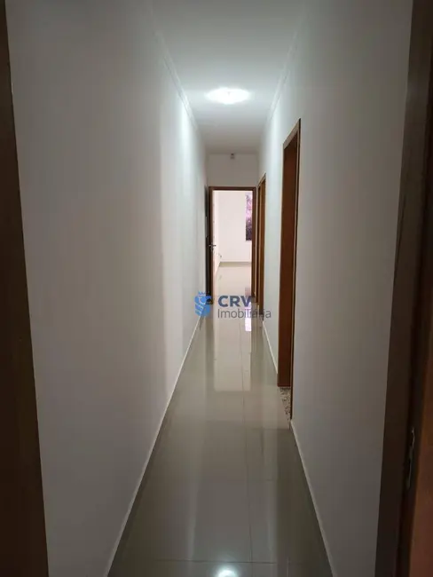 Casa com 3 quartos à venda, 181m2 em Terra Bonita, Londrina - PR - imagem 7 Foto 7 de Casa com 3 quartos à venda, 181m2 em Terra Bonita, Londrina - PR