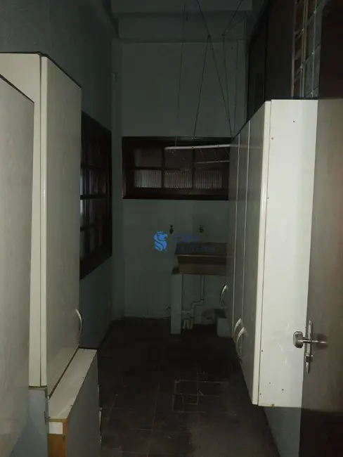 Foto 13 de Casa para alugar, 450m2 em Jardim Presidente, Londrina - PR