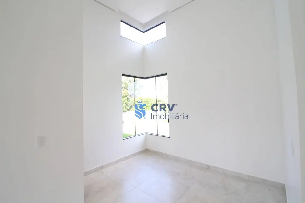 Chácara com 3 quartos à venda, 2500m2 em Recanto Santa Andréa, Cambe - PR - imagem 6 Foto 6 de Chácara com 3 quartos à venda, 2500m2 em Recanto Santa Andréa, Cambe - PR