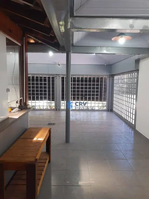 Casa à venda, 250m2 em Jardim Presidente, Londrina - PR - imagem 9 Foto 9 de Casa à venda, 250m2 em Jardim Presidente, Londrina - PR