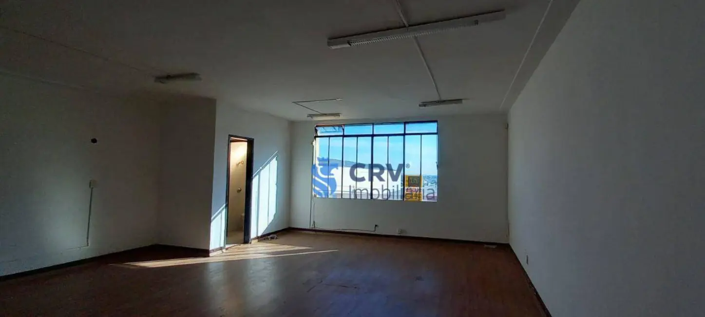Sala Comercial à venda e para alugar, 581m2 em Centro, Londrina - PR - imagem 4 Foto 4 de Sala Comercial à venda e para alugar, 581m2 em Centro, Londrina - PR