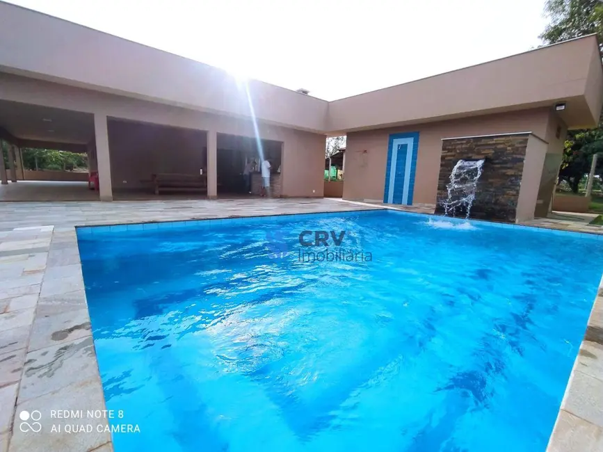 Chácara com 4 quartos à venda, 2500m2 em Novo Aeroporto, Londrina - PR - imagem 5 Foto 5 de Chácara com 4 quartos à venda, 2500m2 em Novo Aeroporto, Londrina - PR