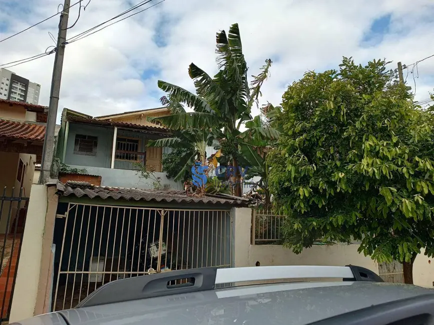 Terreno / Lote à venda, 250m2 em Maringá, Londrina - PR - imagem 4 Foto 4 de Terreno / Lote à venda, 250m2 em Maringá, Londrina - PR