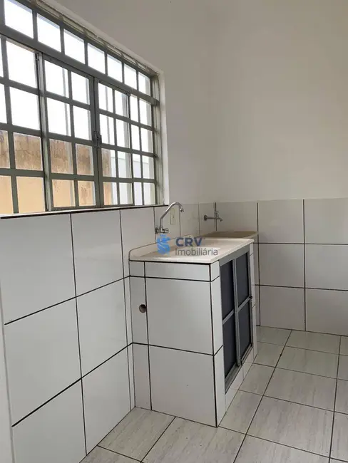 Foto 9 de Kitnet com 1 quarto para alugar, 27m2 em Vila Balarotti, Londrina - PR