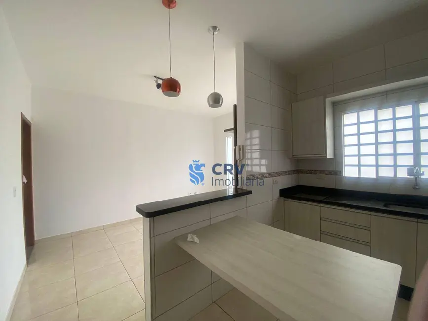 Casa com 3 quartos à venda, 171m2 em Portal de Versalhes 2, Londrina - PR - imagem 7 Foto 7 de Casa com 3 quartos à venda, 171m2 em Portal de Versalhes 2, Londrina - PR