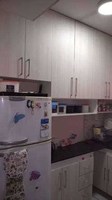 Apartamento com 2 quartos à venda, 44m2 em Tietê, Londrina - PR - imagem 5 Foto 5 de Apartamento com 2 quartos à venda, 44m2 em Tietê, Londrina - PR