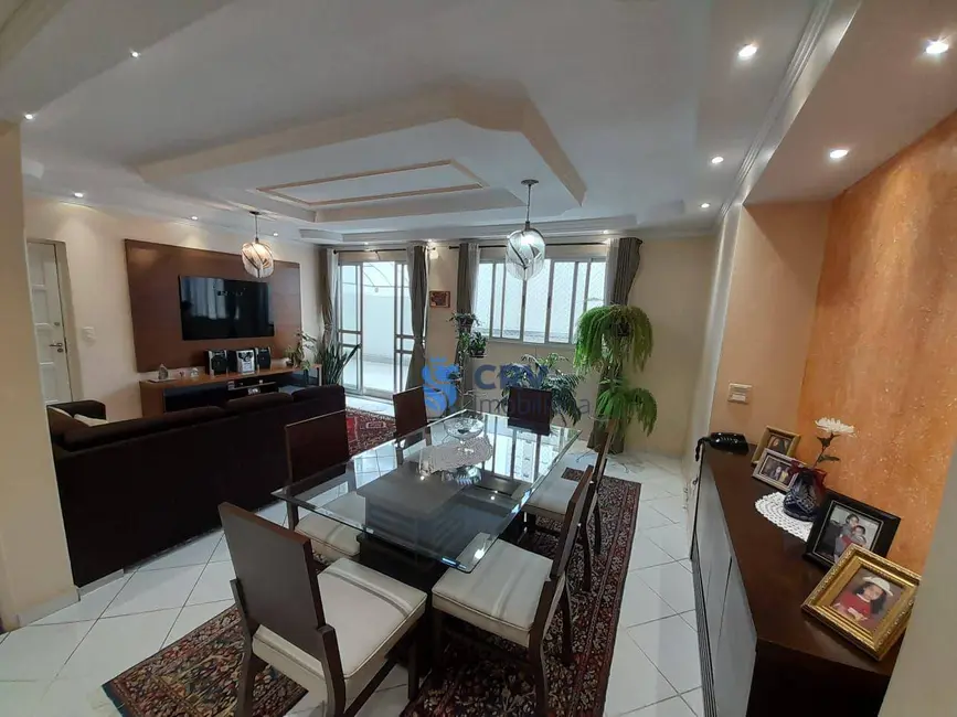Apartamento com 3 quartos à venda, 135m2 em Centro, Londrina - PR - imagem 3 Foto 3 de Apartamento com 3 quartos à venda, 135m2 em Centro, Londrina - PR