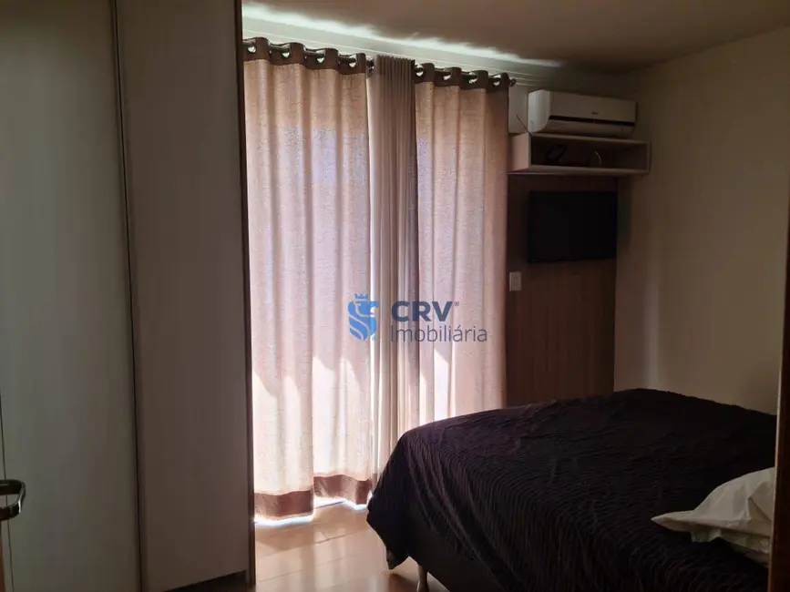 Foto 7 de Sobrado com 3 quartos à venda, 185m2 em Jardim Jóquei Club, Londrina - PR