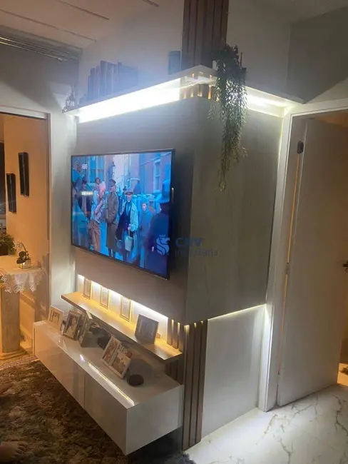 Apartamento com 3 quartos à venda, 81m2 em Centro, Londrina - PR - imagem 4 Foto 4 de Apartamento com 3 quartos à venda, 81m2 em Centro, Londrina - PR