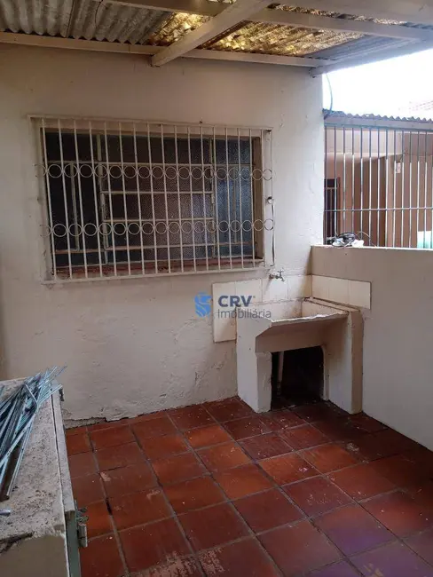 Casa com 3 quartos à venda, 304m2 em Centro, Londrina - PR - imagem 8 Foto 8 de Casa com 3 quartos à venda, 304m2 em Centro, Londrina - PR