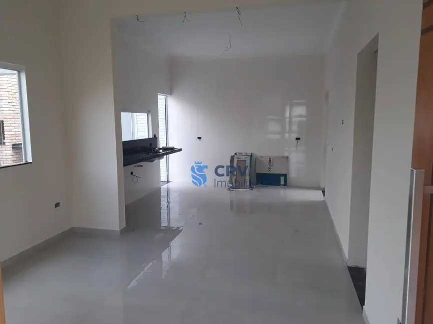 Casa com 3 quartos à venda, 130m2 em Jardim Prefeito Milton Menezes, Londrina - PR - imagem 6 Foto 6 de Casa com 3 quartos à venda, 130m2 em Jardim Prefeito Milton Menezes, Londrina - PR
