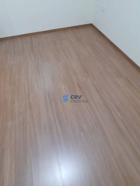 Casa com 3 quartos à venda, 130m2 em Jardim Prefeito Milton Menezes, Londrina - PR - imagem 5 Foto 5 de Casa com 3 quartos à venda, 130m2 em Jardim Prefeito Milton Menezes, Londrina - PR
