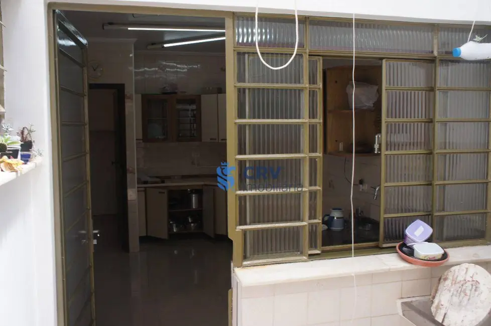 Foto 4 de Sobrado com 4 quartos à venda, 177m2 em Centro, Londrina - PR