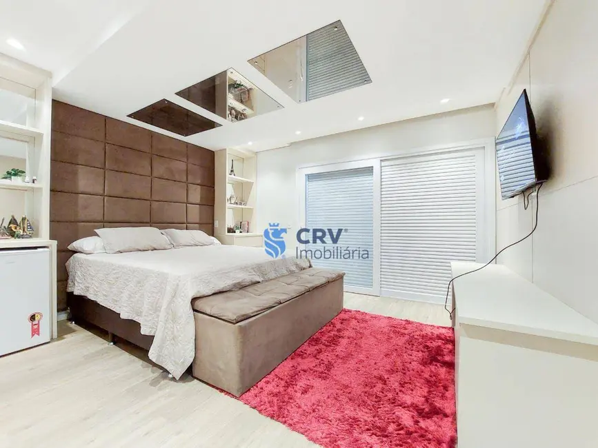 Sobrado com 4 quartos à venda, 700m2 em Esperança, Londrina - PR - imagem 9 Foto 9 de Sobrado com 4 quartos à venda, 700m2 em Esperança, Londrina - PR