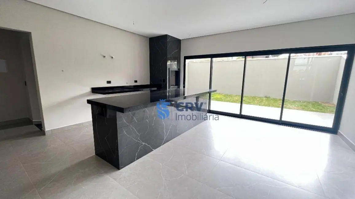 Sobrado com 3 quartos à venda, 256m2 em Jardim Morumbi, Londrina - PR - imagem 3 Foto 3 de Sobrado com 3 quartos à venda, 256m2 em Jardim Morumbi, Londrina - PR