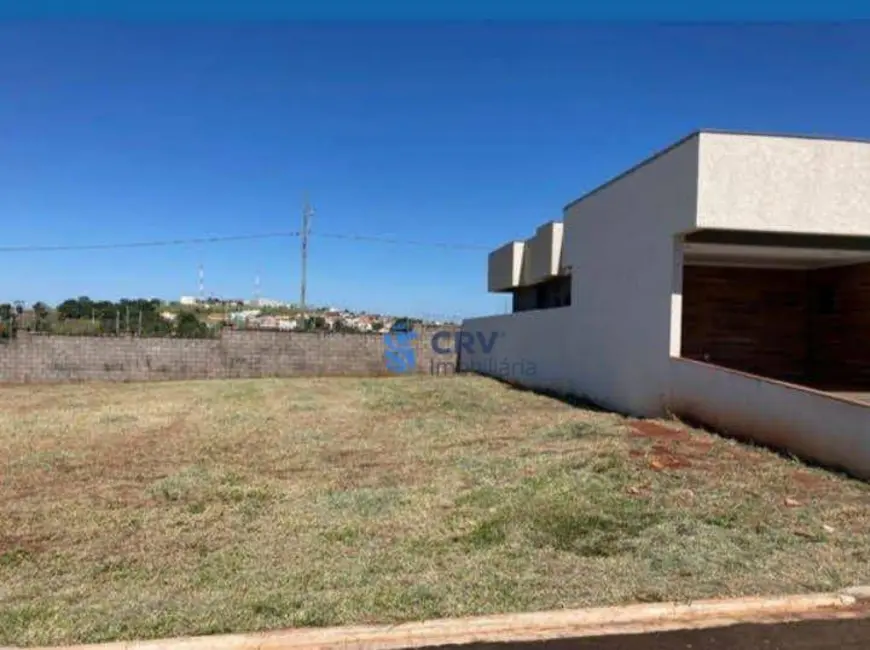 Foto 2 de Terreno / Lote à venda, 308m2 em Conjunto Habitacional Jesualdo Garcia Pessoa, Londrina - PR