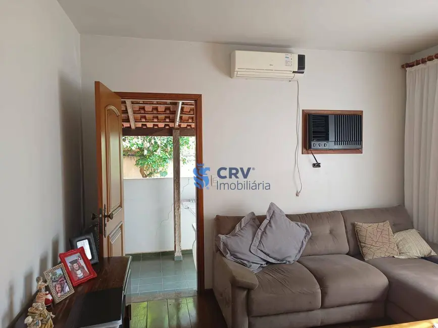 Casa com 2 quartos à venda, 300m2 em Jardim Higienópolis, Londrina - PR - imagem 3 Foto 3 de Casa com 2 quartos à venda, 300m2 em Jardim Higienópolis, Londrina - PR
