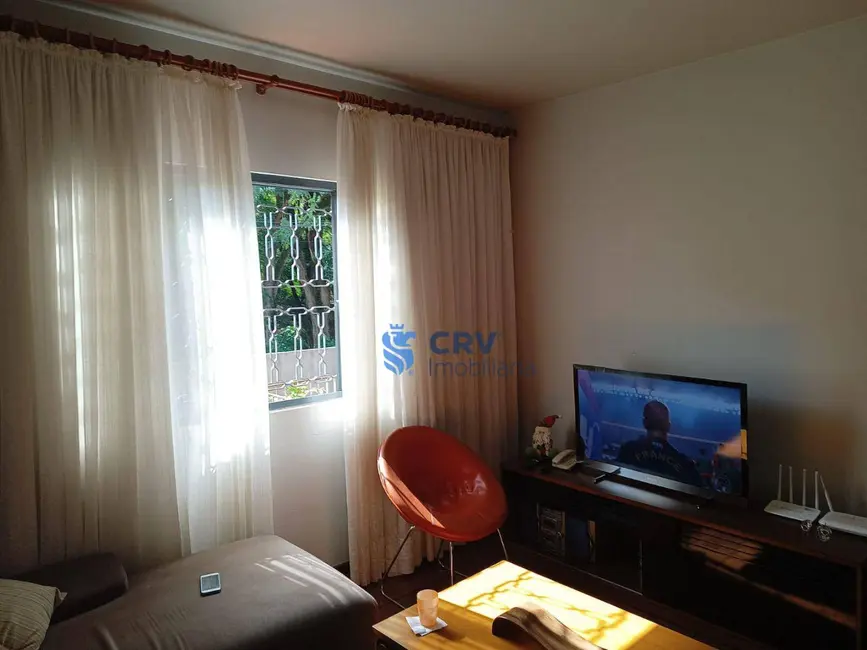 Casa com 2 quartos à venda, 300m2 em Jardim Higienópolis, Londrina - PR - imagem 2 Foto 2 de Casa com 2 quartos à venda, 300m2 em Jardim Higienópolis, Londrina - PR