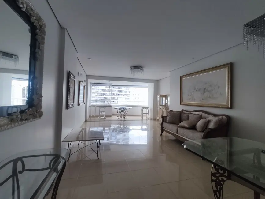 Foto 1 de Apartamento com 3 quartos para alugar, 341m2 em Londrina - PR