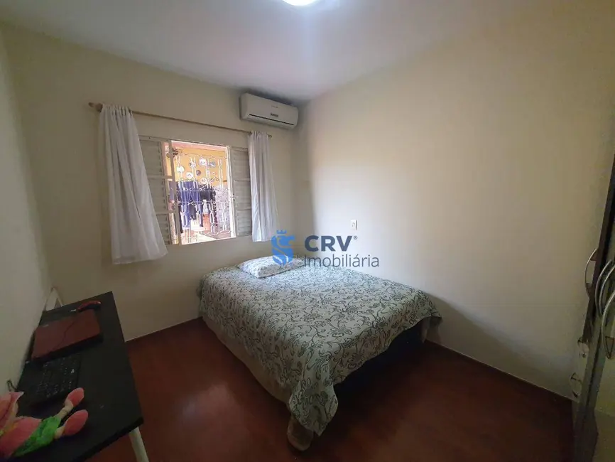 Casa de Condomínio com 3 quartos à venda, 280m2 em Bandeirantes, Londrina - PR - imagem 7 Foto 7 de Casa de Condomínio com 3 quartos à venda, 280m2 em Bandeirantes, Londrina - PR