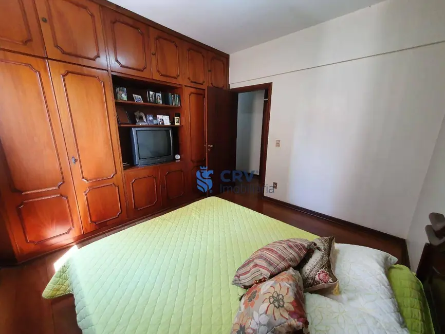 Apartamento com 5 quartos à venda, 350m2 em Centro, Londrina - PR - imagem 9 Foto 9 de Apartamento com 5 quartos à venda, 350m2 em Centro, Londrina - PR
