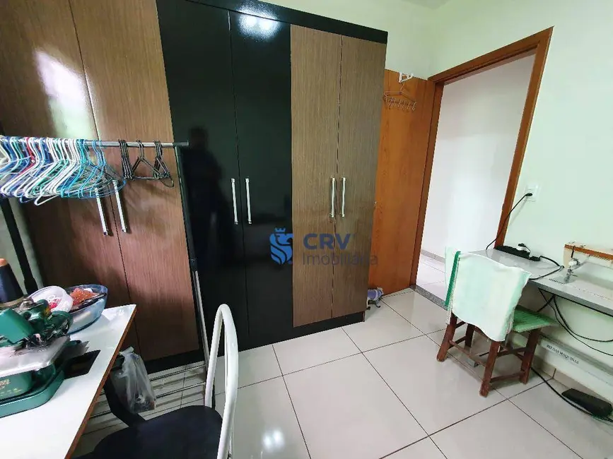 Foto 8 de Casa de Condomínio com 4 quartos à venda, 260m2 em Parque Jamaica, Londrina - PR