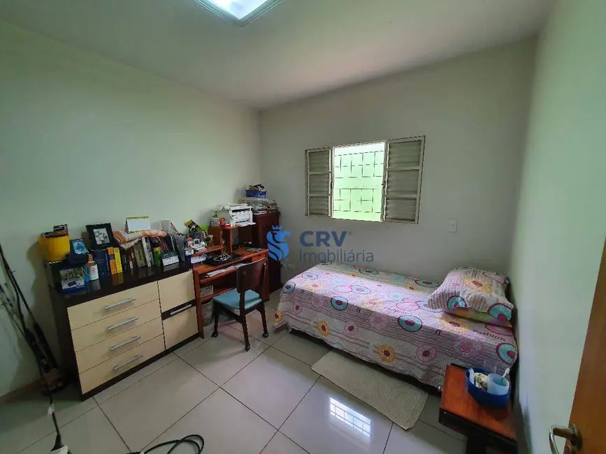 Foto 5 de Casa de Condomínio com 4 quartos à venda, 260m2 em Parque Jamaica, Londrina - PR