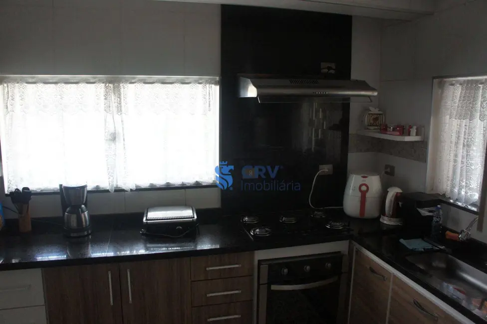 Foto 4 de Sobrado com 4 quartos à venda e para alugar, 400m2 em Novo Aeroporto, Londrina - PR