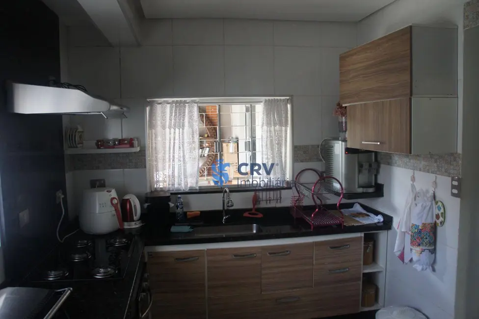 Foto 5 de Sobrado com 4 quartos à venda e para alugar, 400m2 em Novo Aeroporto, Londrina - PR