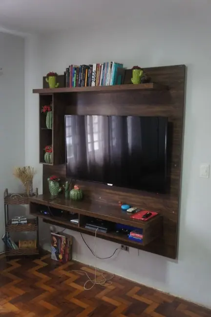 Foto 6 de Sobrado com 4 quartos à venda e para alugar, 400m2 em Novo Aeroporto, Londrina - PR