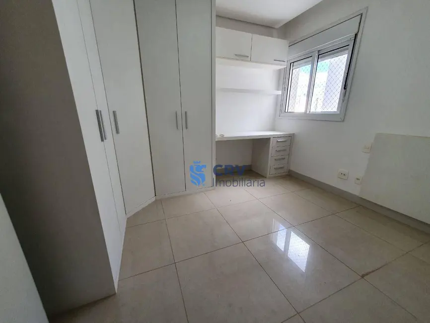 Apartamento com 3 quartos à venda e para alugar, 197m2 em Londrina - PR - imagem 9 Foto 9 de Apartamento com 3 quartos à venda e para alugar, 197m2 em Londrina - PR