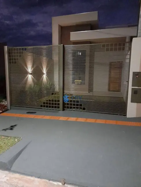 Casa com 3 quartos à venda, 125m2 em Conjunto Vivi Xavier, Londrina - PR - imagem 5 Foto 5 de Casa com 3 quartos à venda, 125m2 em Conjunto Vivi Xavier, Londrina - PR