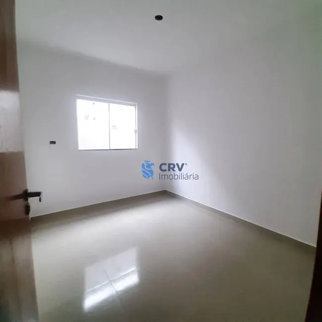Casa com 3 quartos à venda, 150m2 em Santiago, Londrina - PR - imagem 6 Foto 6 de Casa com 3 quartos à venda, 150m2 em Santiago, Londrina - PR
