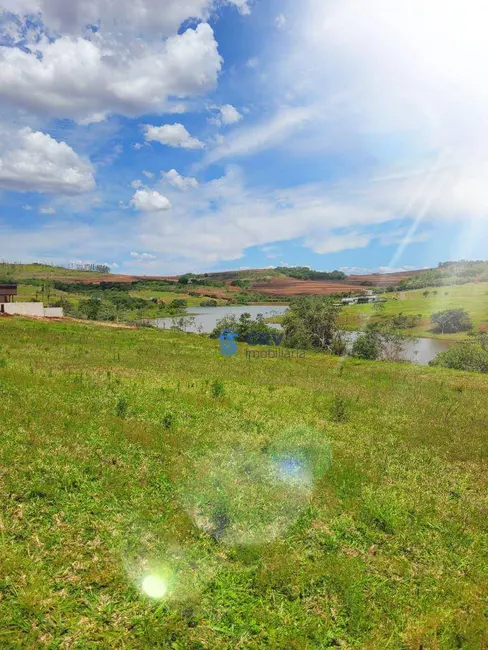 Terreno / Lote à venda, 2300m2 em Sertanopolis - PR - imagem 3 Foto 3 de Terreno / Lote à venda, 2300m2 em Sertanopolis - PR