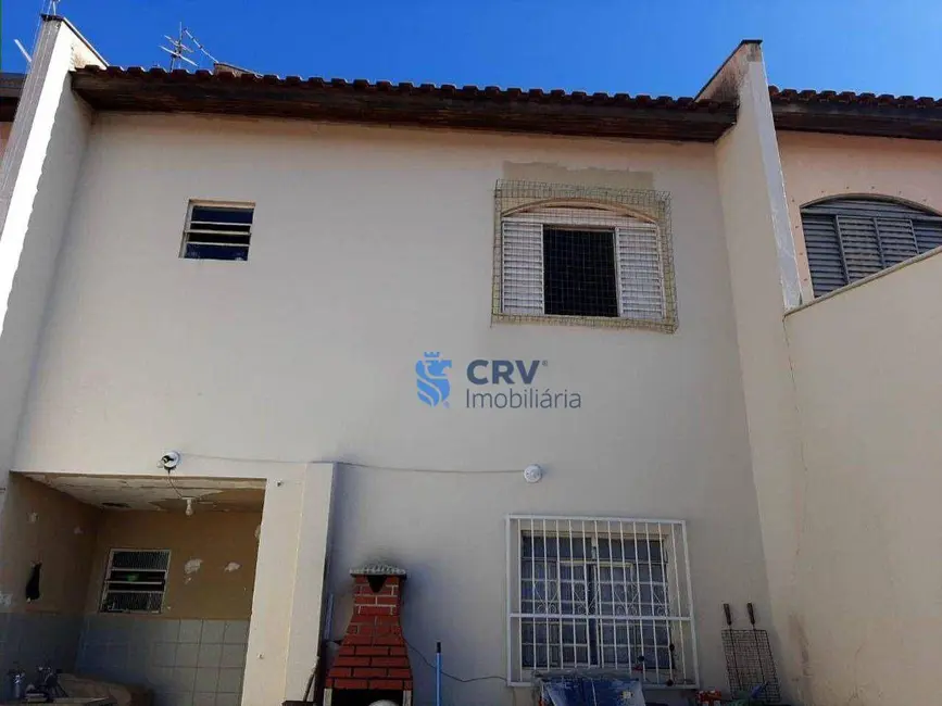 Sobrado com 3 quartos à venda, 200m2 em Jardim Tókio, Londrina - PR - imagem 5 Foto 5 de Sobrado com 3 quartos à venda, 200m2 em Jardim Tókio, Londrina - PR