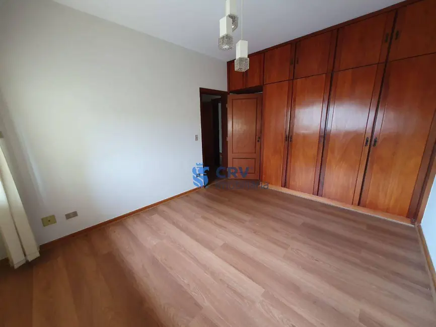 Apartamento com 4 quartos à venda, 454m2 em Centro, Londrina - PR - imagem 9 Foto 9 de Apartamento com 4 quartos à venda, 454m2 em Centro, Londrina - PR